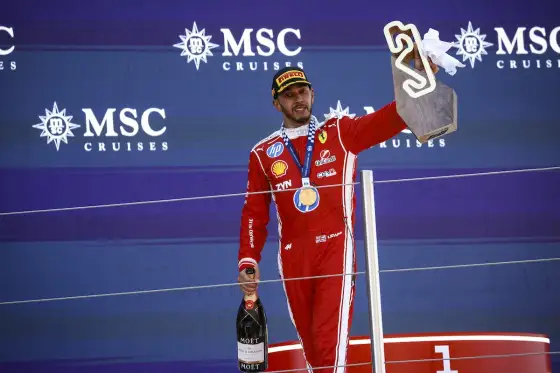 Cuántos años tiene Lewis Hamilton y por qué sigue siendo clave